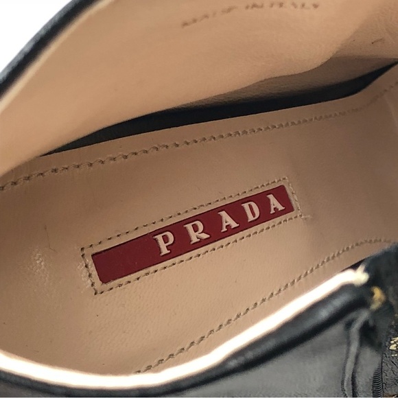 PRADA Black Leather Ankle Boots, Like New, Soft Leather Block Heel BEAUTIFUL! - Picture 14 of 15
